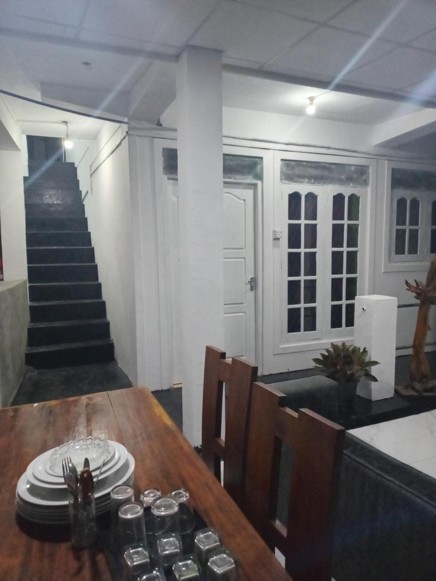 Sadhara River View Lodge Kandy Exteriér fotografie